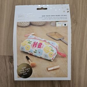 NEW Violet Studios Sew Your Own Makeup Bag Kit